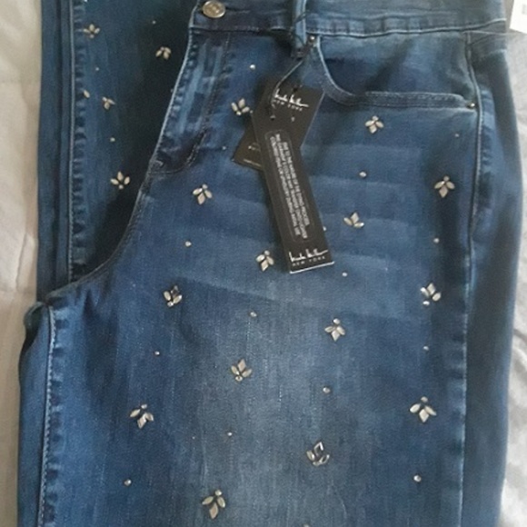 Nicole Miller - Tribecca Mid-Rise Skinny Leg Jeans - Picture 4 of 4